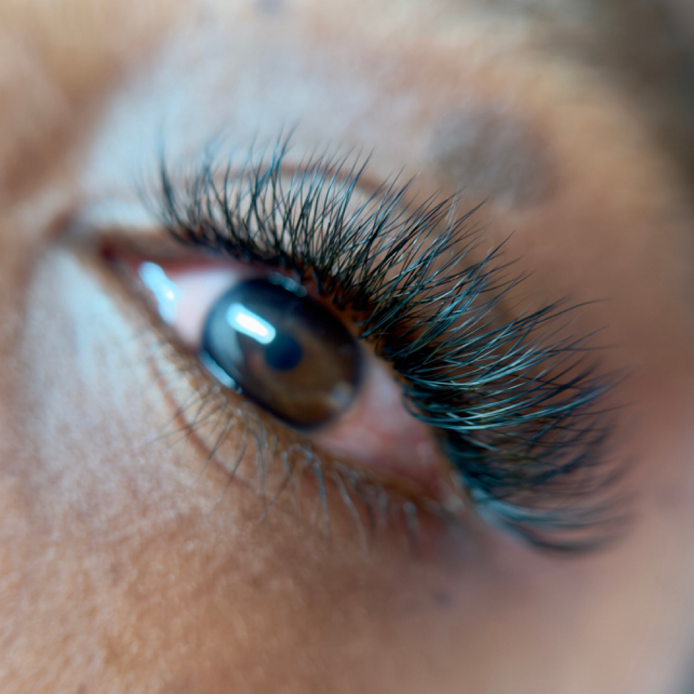 Hybrid Full Set at Hey Girl Lashes & beauty LLC in North Charleston, SC