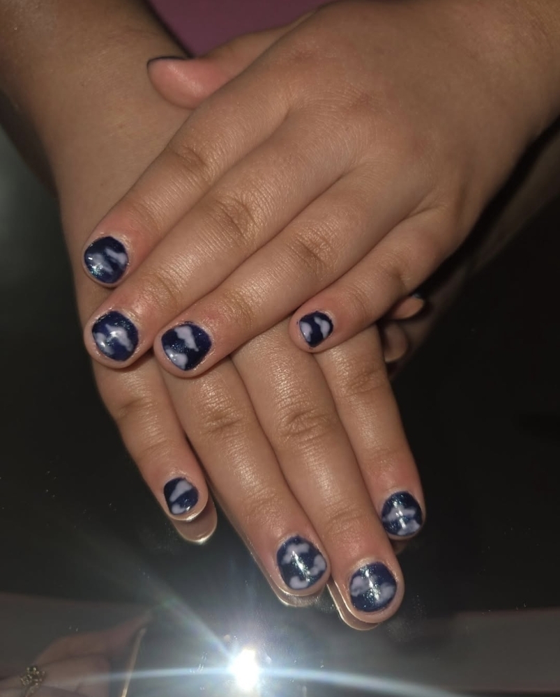 Mini Manicure (12 & Under)