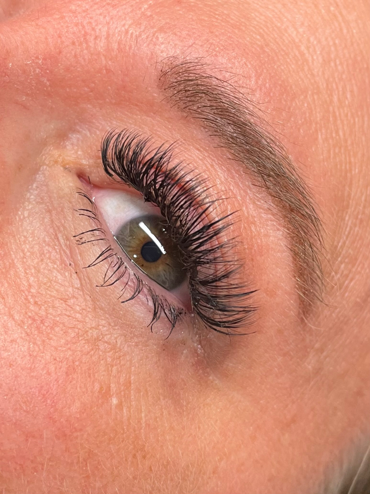 Volume Lash Extensions~ Full Set