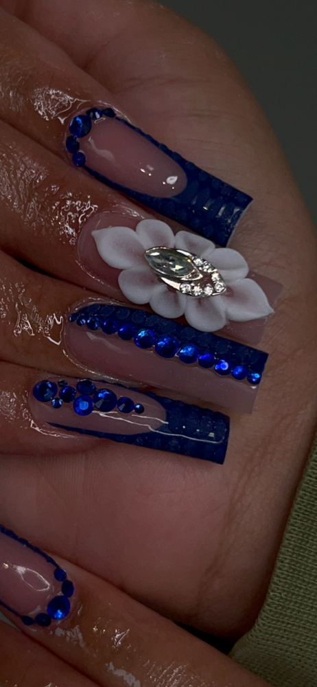3D Flowers per nail