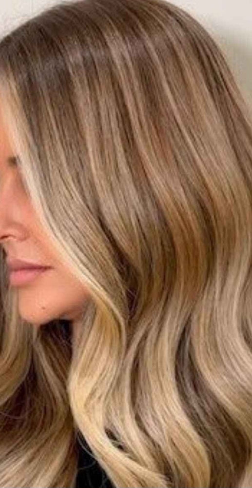 Blonding at R3N3W3D@Image Studios in El Dorado Hills, CA