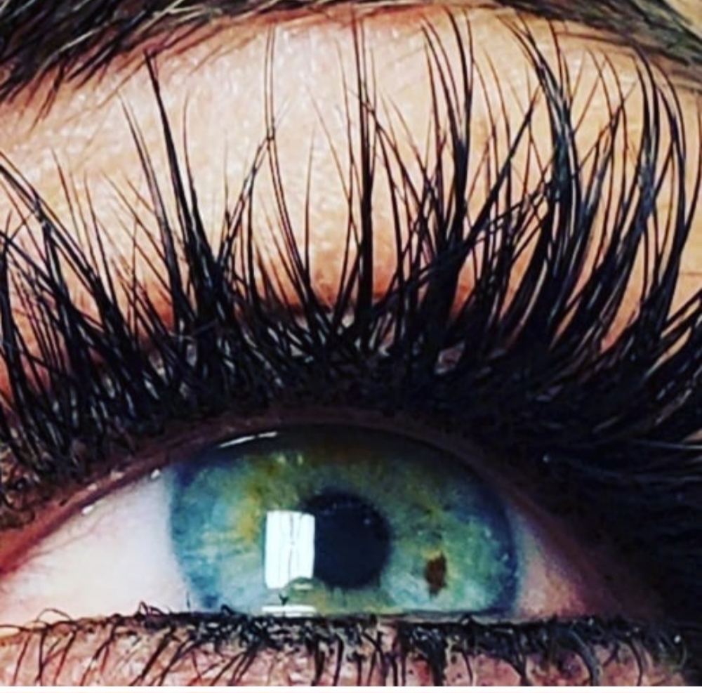 Full Lash Volume