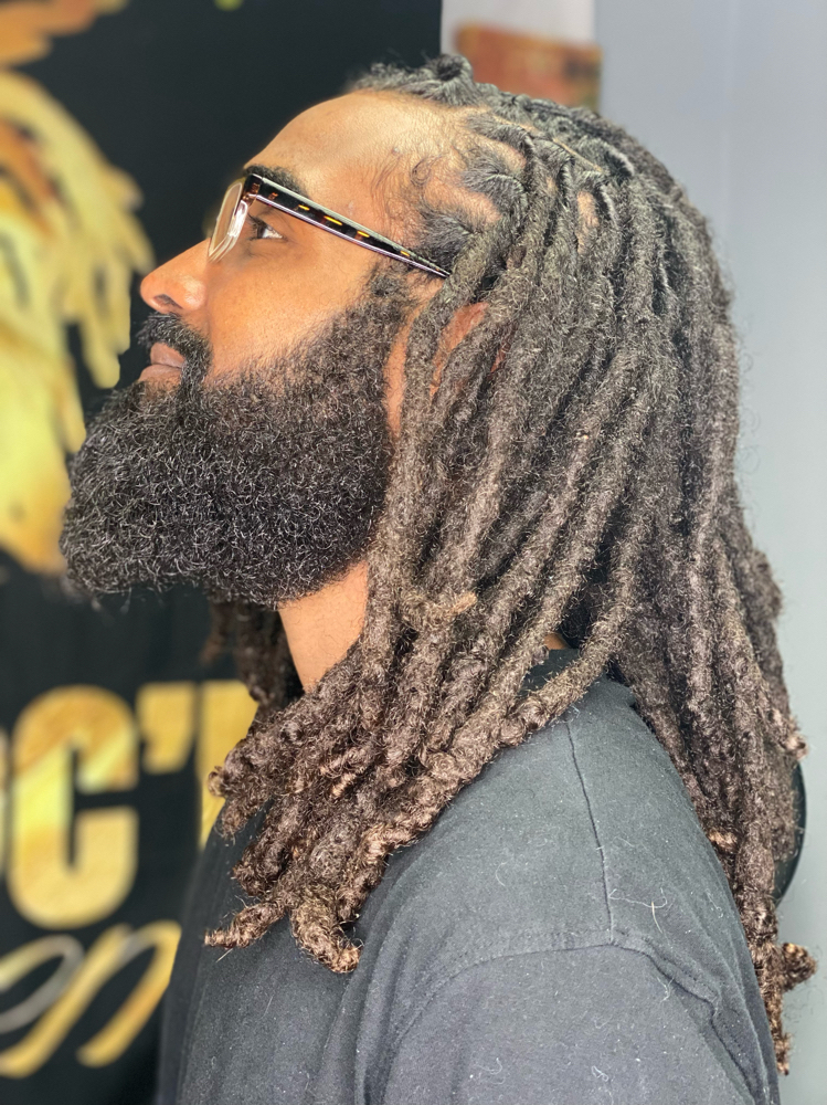 Hair Cut/Line Up/ Beard Trim at The Naturlist Locd Queen in Indianapolis, IN