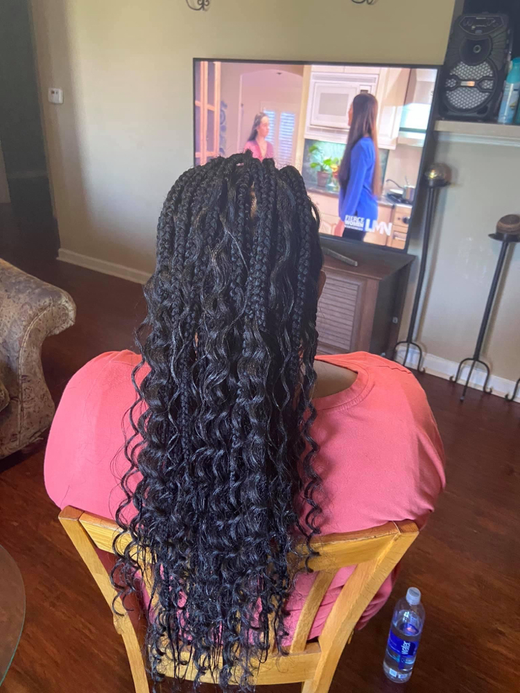 Half Head Bohemian Boxbraids at Braided By UNeeQ in Moundville, AL