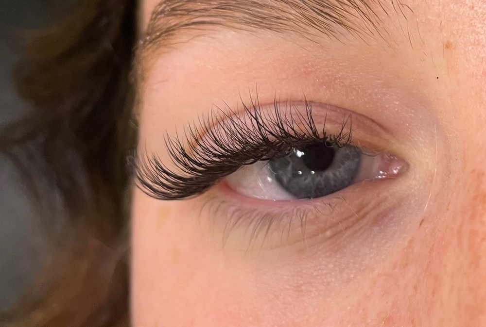 Classic Lash Extension- Full set