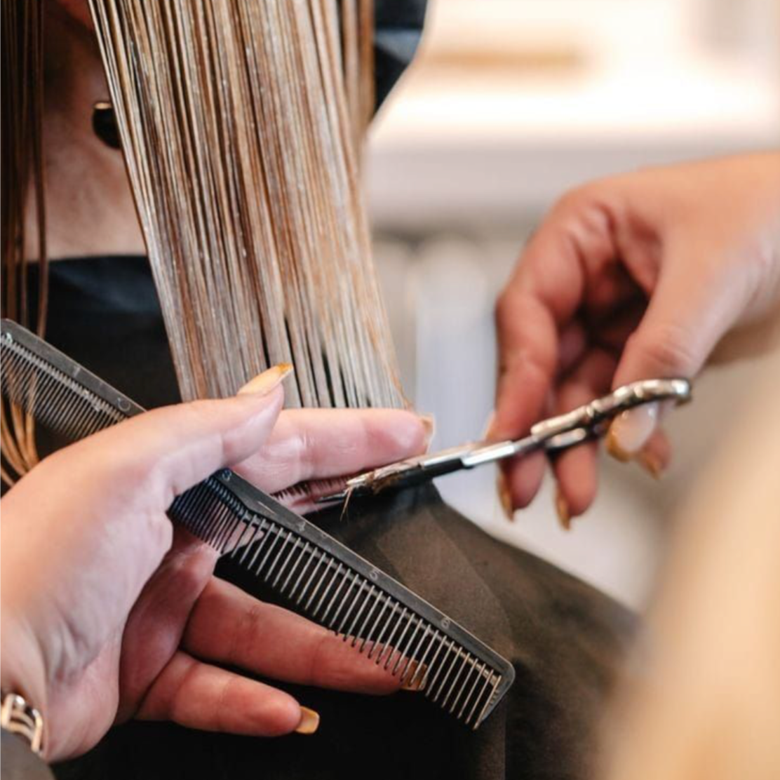 Women’s haircut at Luxe Brunette Co. in Bend, OR