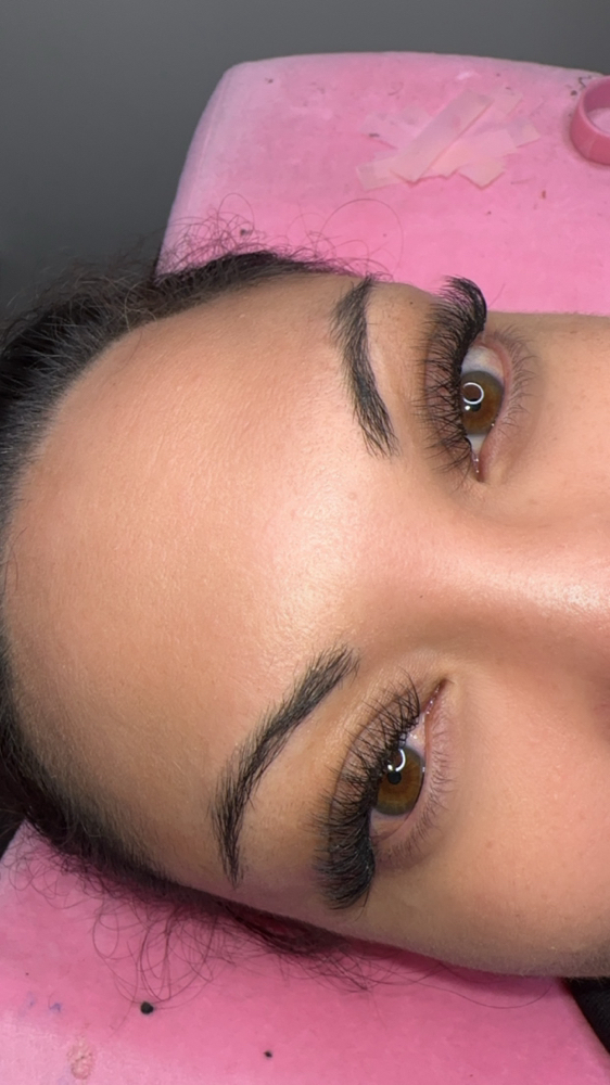 Classic lashes