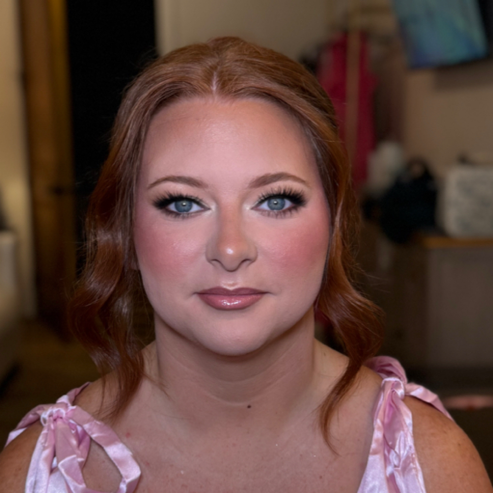 Bridesmaid makeup at styledbyemma.roaton in Myrtle, MS