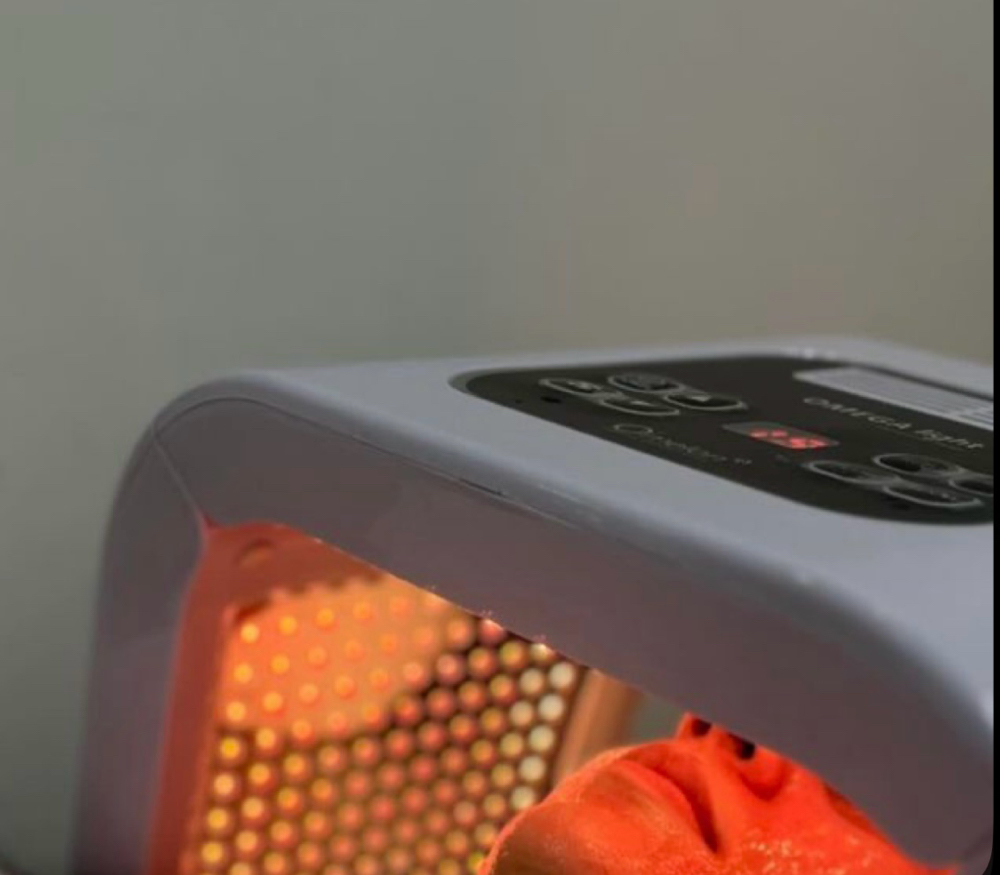 LED light therapy (add-on)