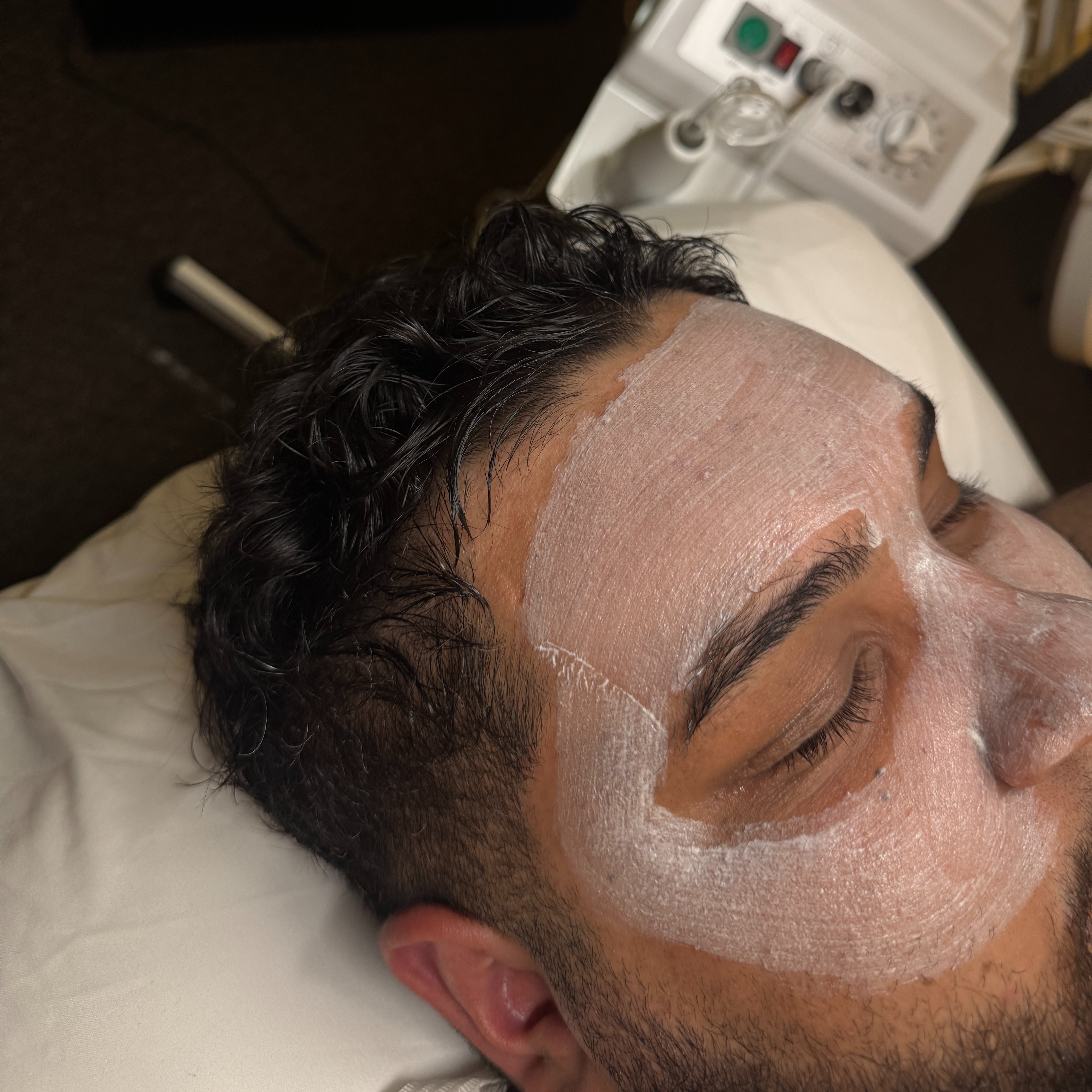 Lush Back Clarity/Gentleman Facial at Lush Lash Bar LLC in Green Bay, WI