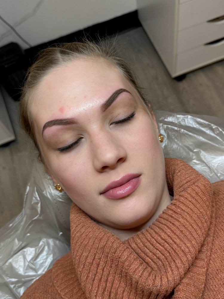 Ombré Brows