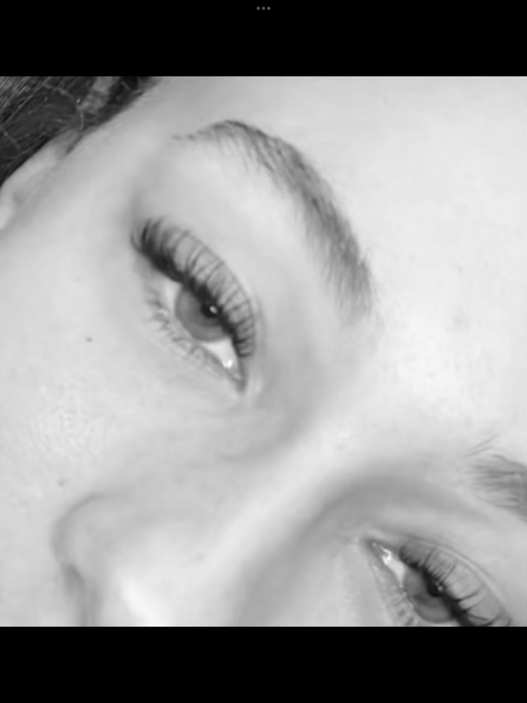 Lash Extention Removal