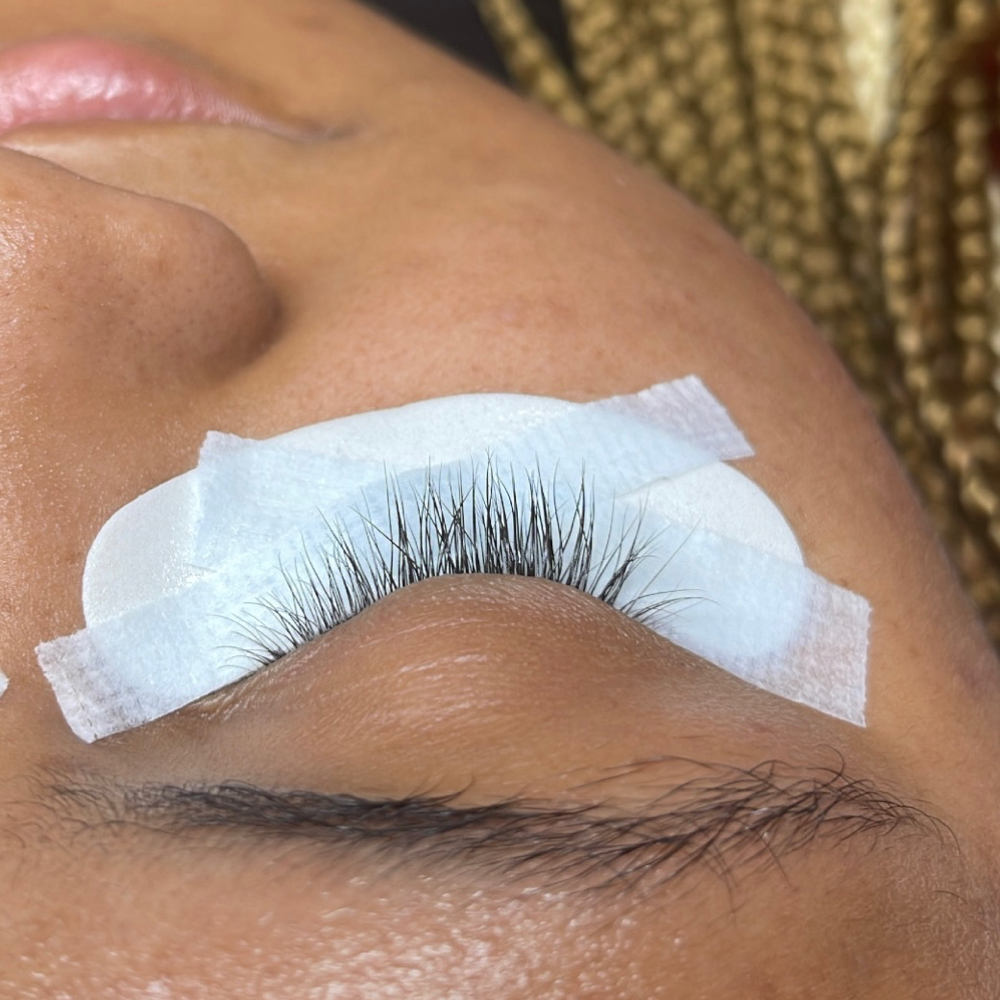 Lash Extension Removal