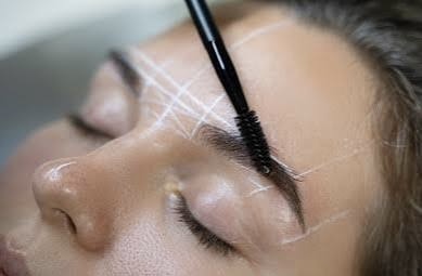 Brow Sculpting
