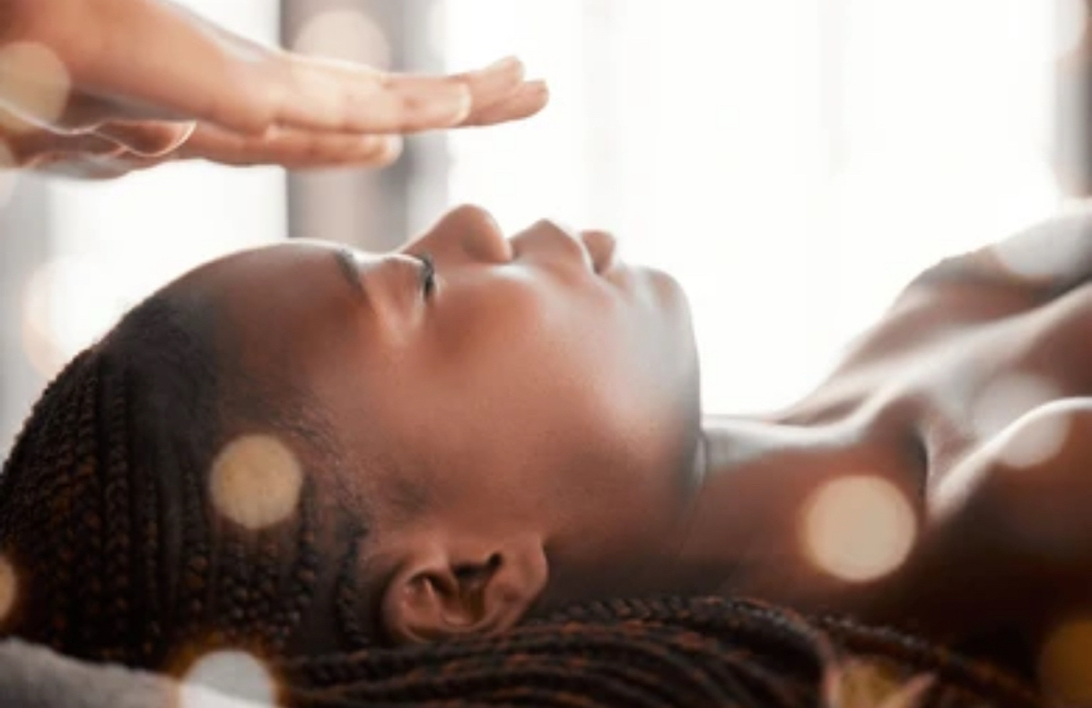 Reiki-Infused Deep Tissue Massage With Hot Stones