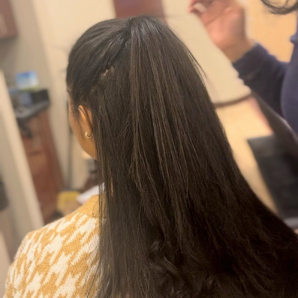 Braidless Sew In at Mariah The Stylist in Randallstown, MD