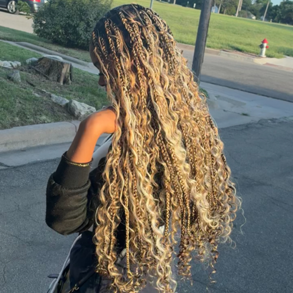 #4/#27/#30/#613 at BraidsByJinece in Wichita, KS