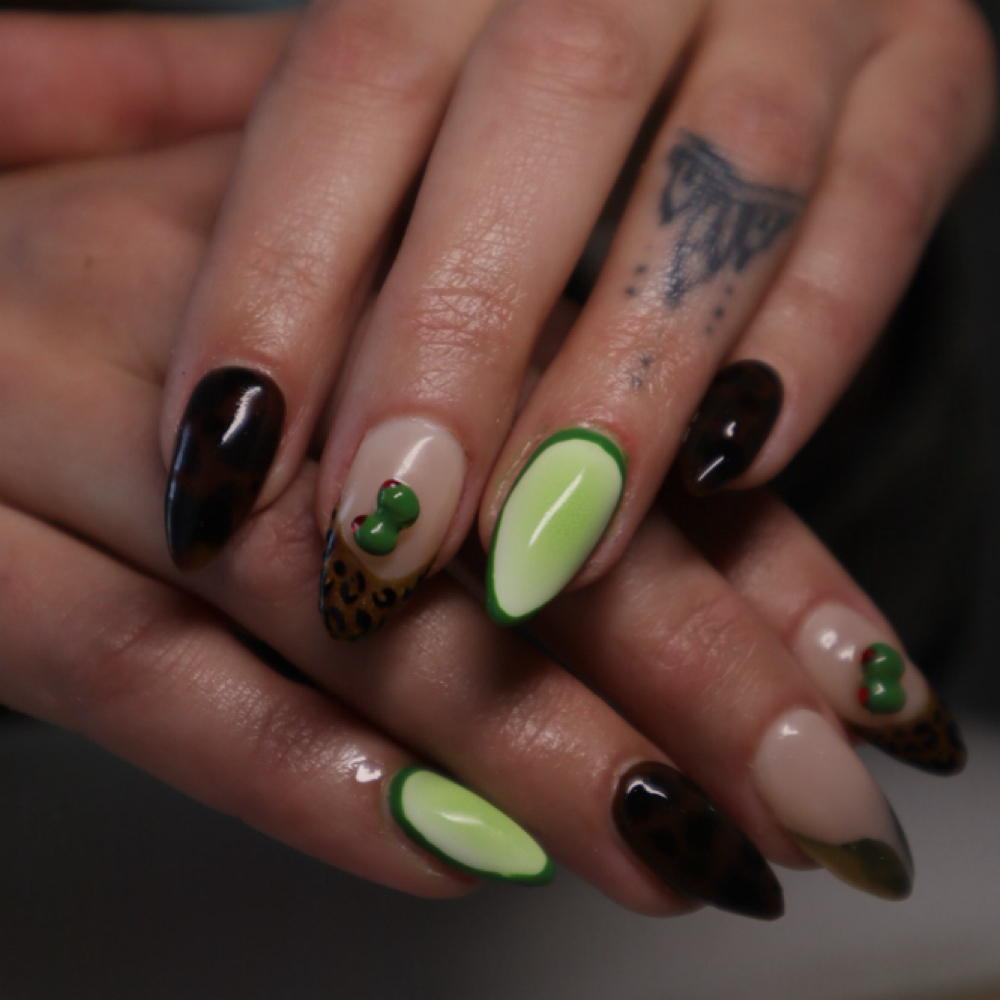 1 - 3 Colors (5 nails or under) at Hause Of Nails in Buffalo, NY, NY