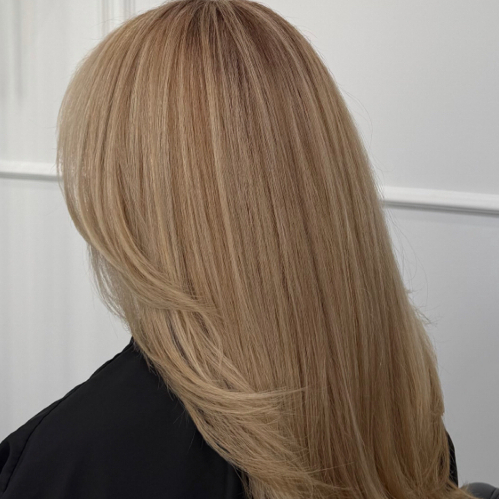 Partial Highlights & Root Glossing at Anna Marti Beauty in Glendale, CA