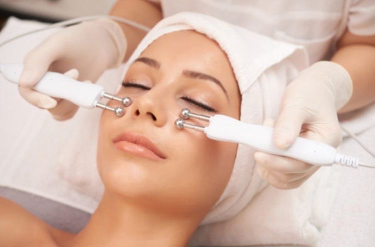 Microcurrent Facial