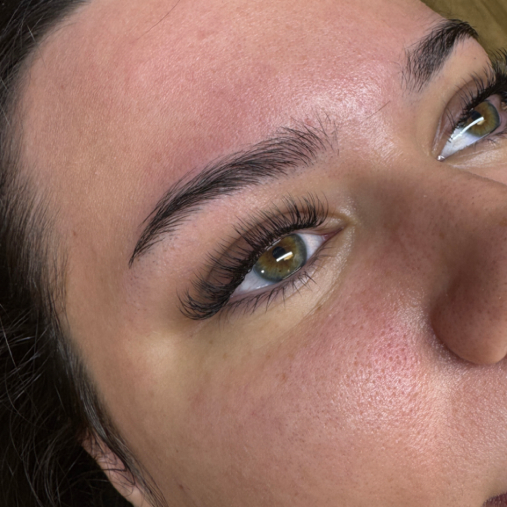 Classic Lash Full Set at That Lash Girl in Jackson, MI