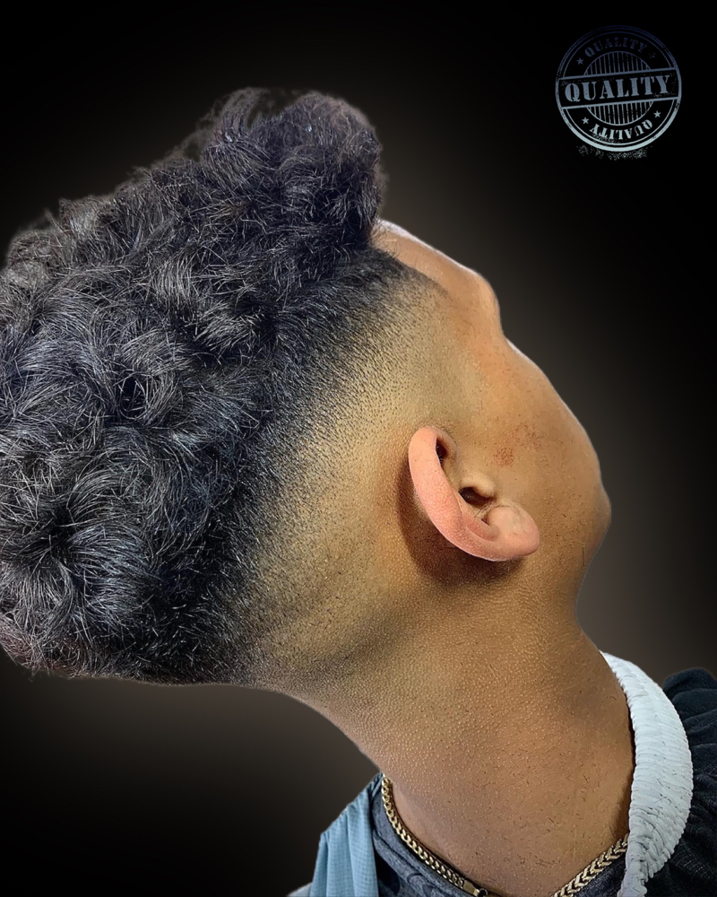 Adult Signature Haircut (15yrs +)