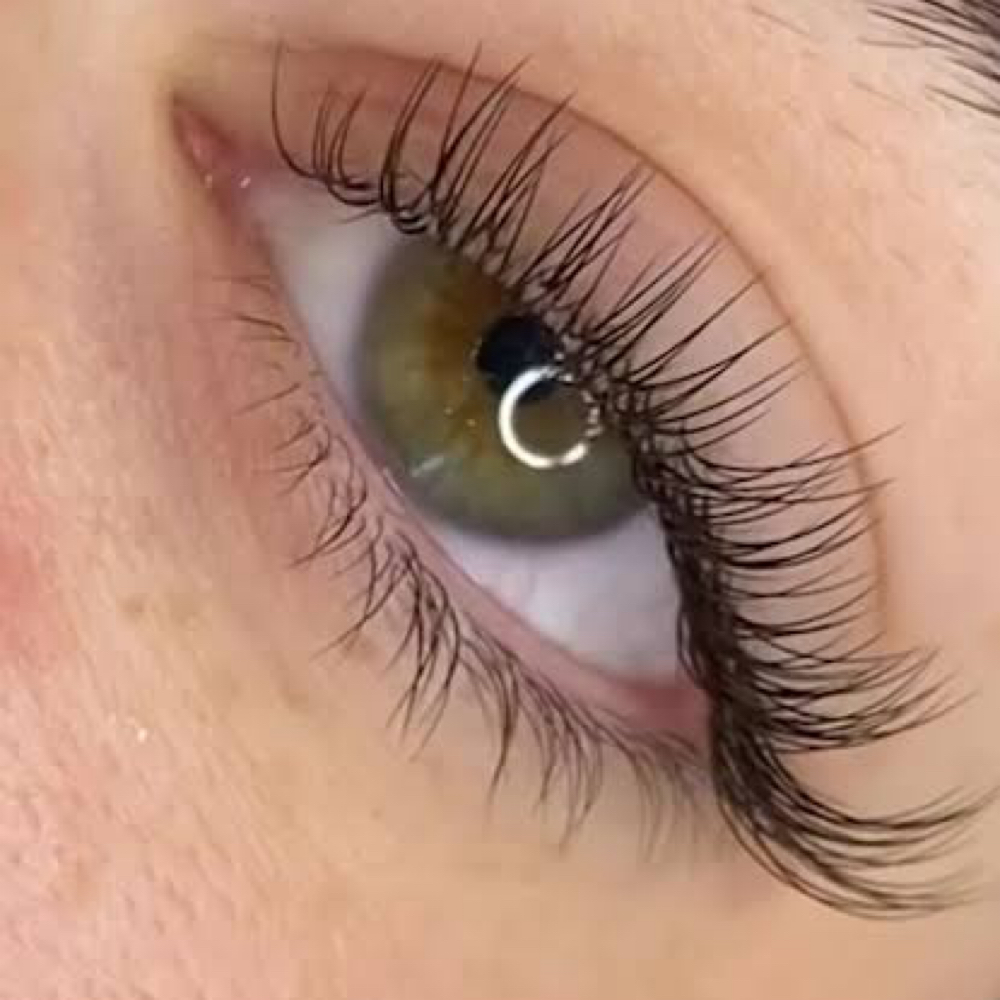 CLASIC Eyelash at EJ Beauty Studio in Friendswood, TX