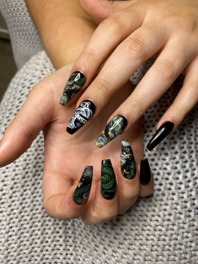 Level 5 Nail Art