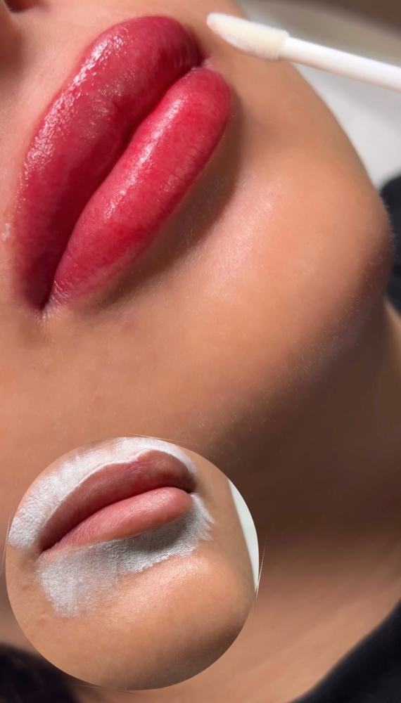 Lip Blushing
