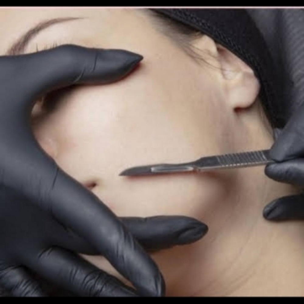 Dermaplaning + Enzyme Peel at Entouch Day Spa  |   La Pine's Premier Facial Spa & Waxing Studio in La Pine, OR