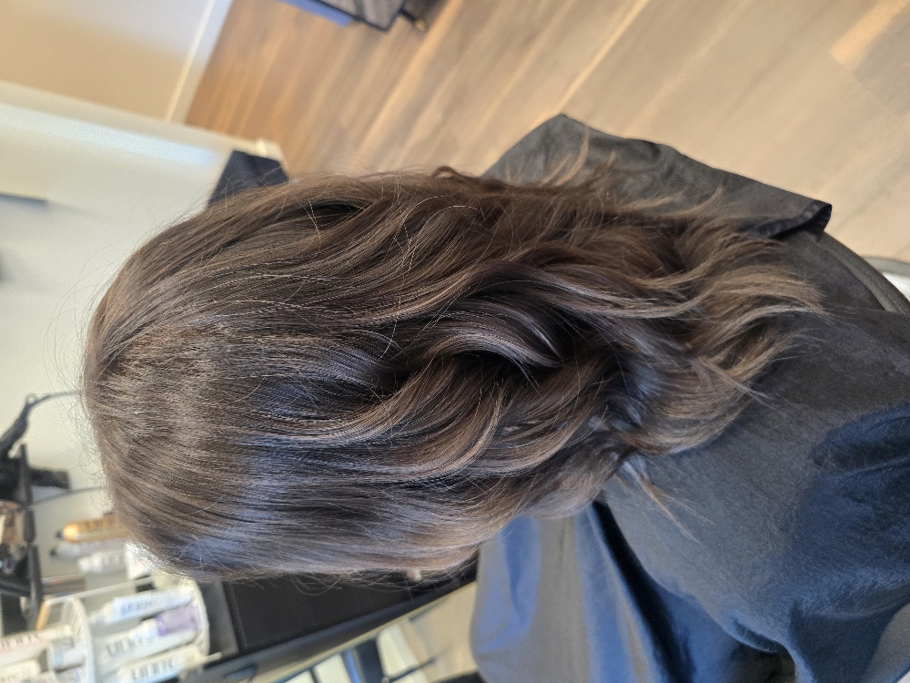 1.5 Hour Color Service