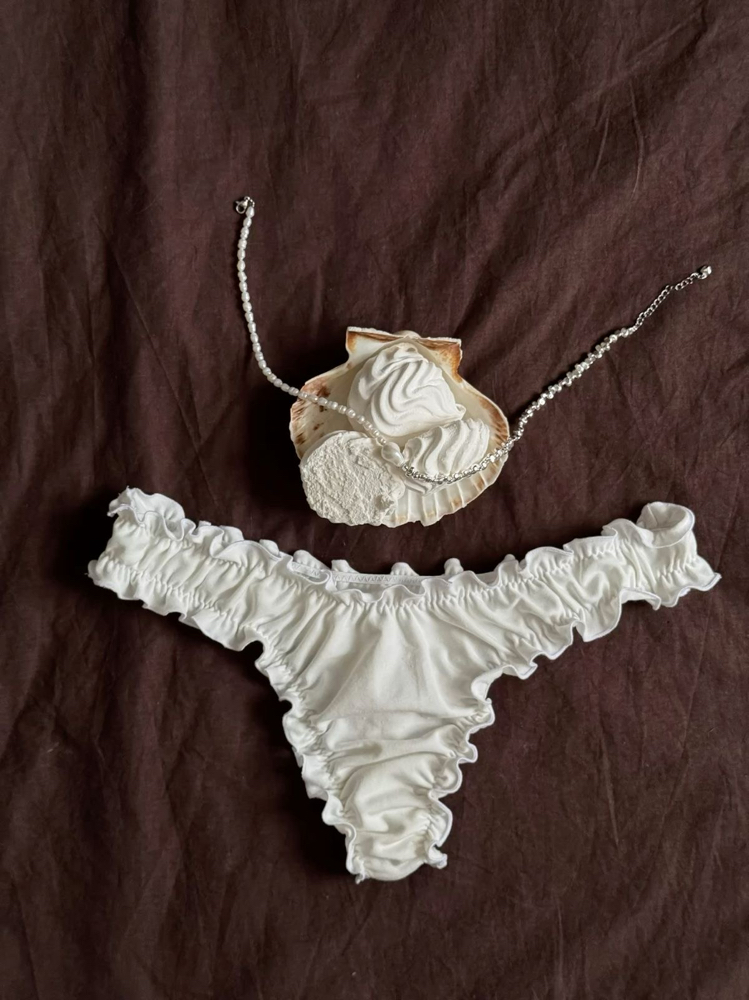 Bikini Wax + Lightening Mask