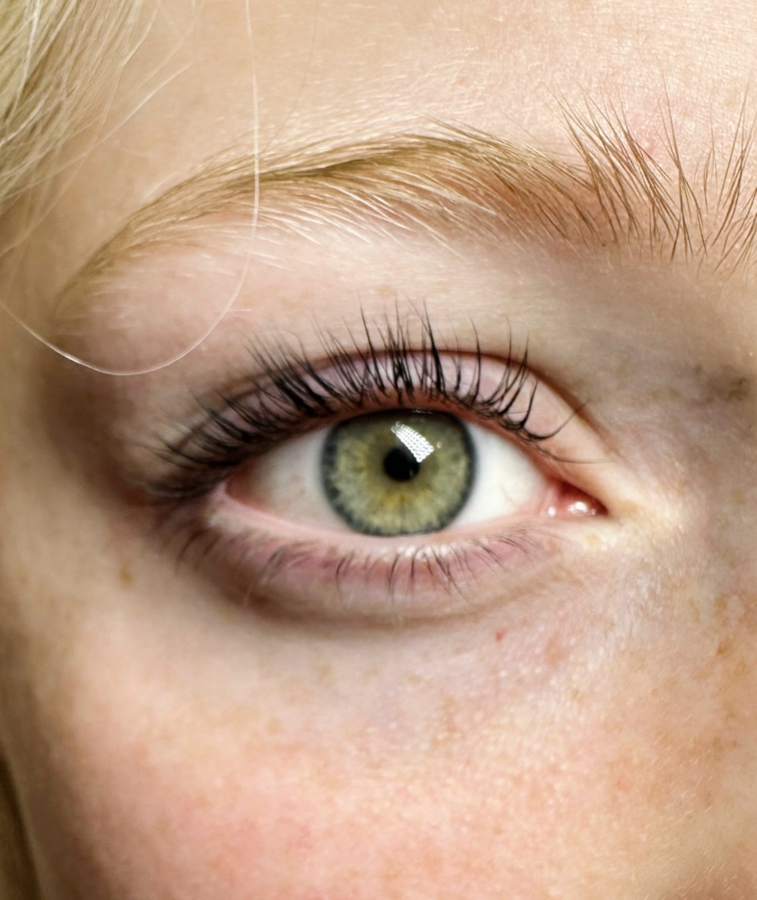 Eyelash Lift & Tint