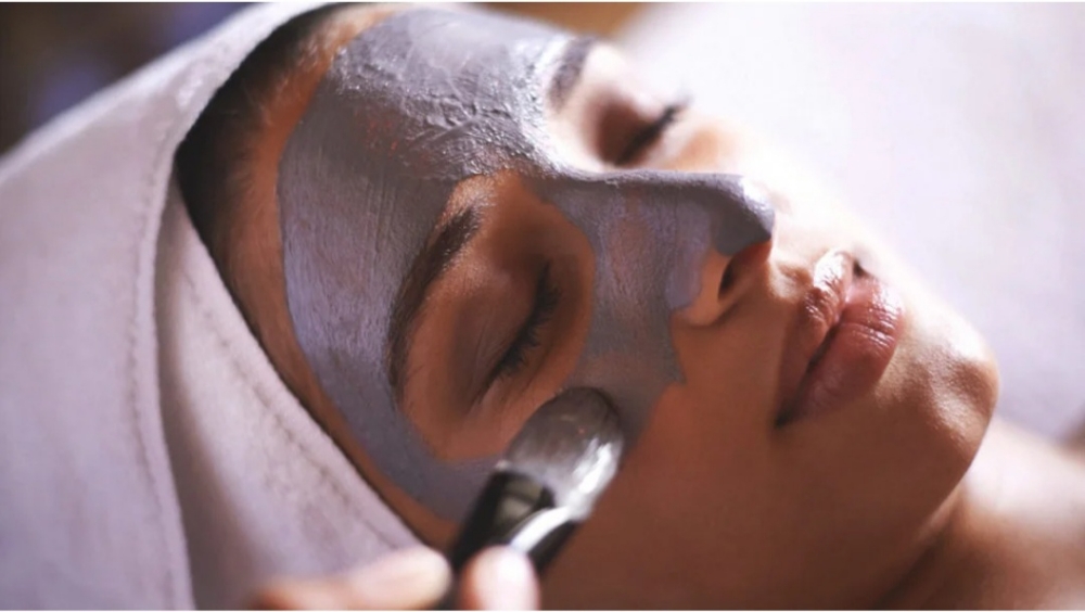 Premium Facial