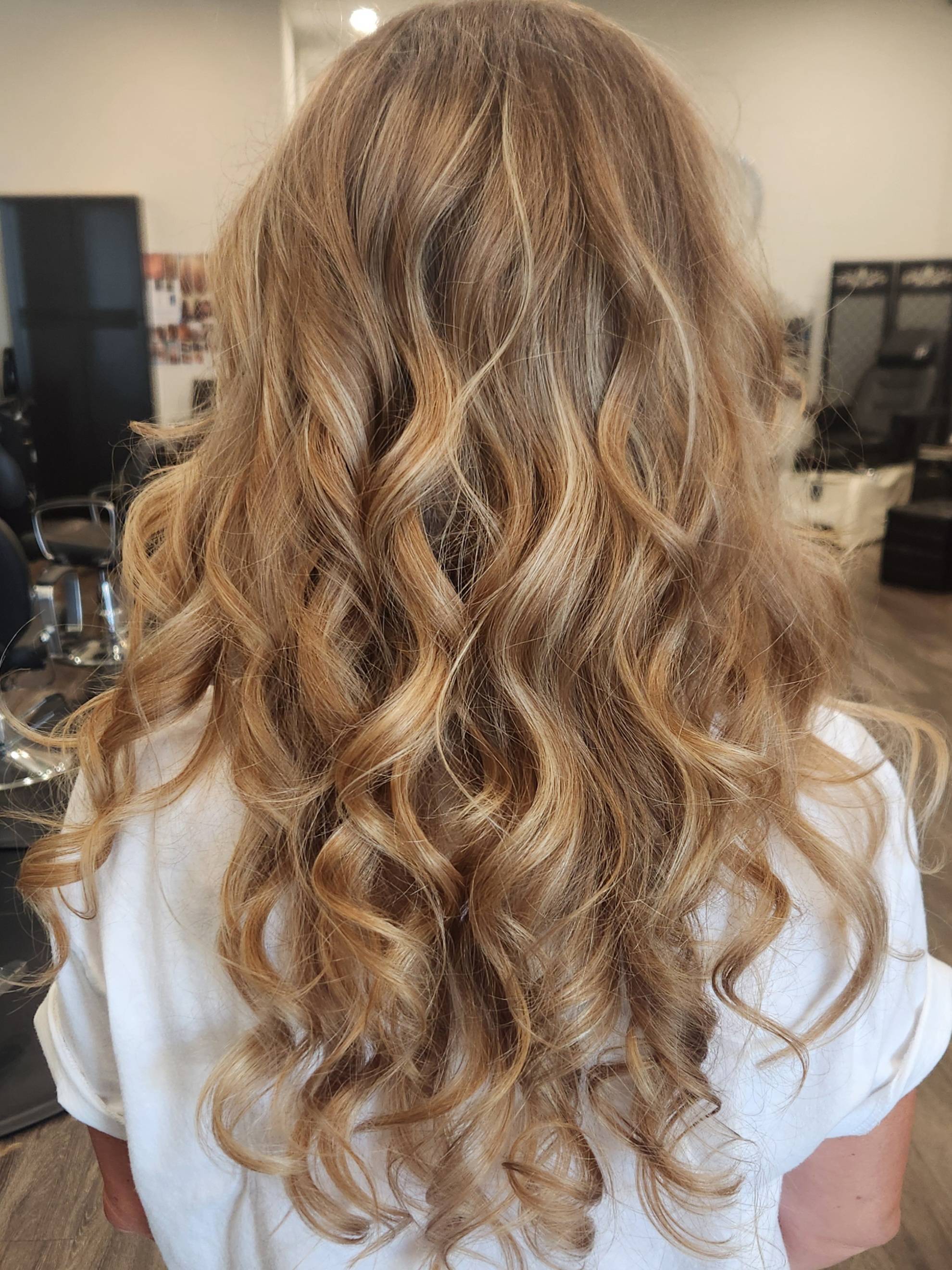 Shampoo, Blowout, & Hot Tool