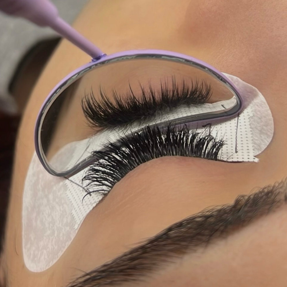 LASH FILL at AZLASHAQUARIUS in Glendale, AZ