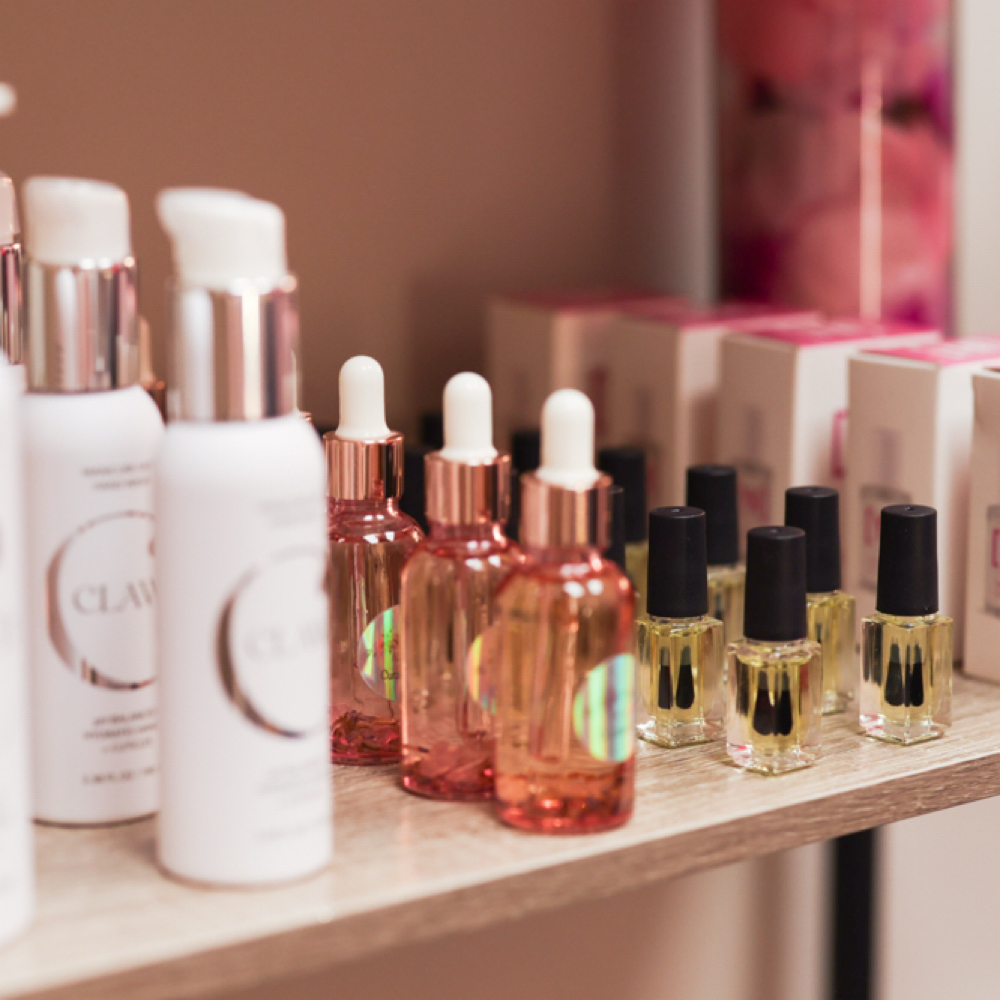 Product Purchase & Pick-Up at Nails By Savvi in Brookfield, WI