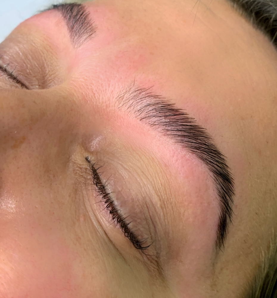 Eyebrow Lamination