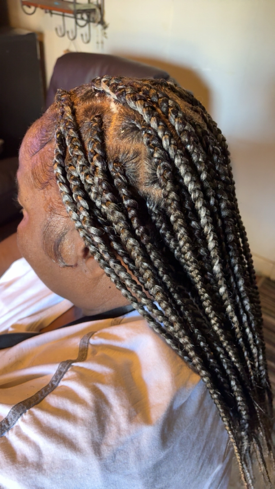 Large Knotless at Styled by LuxuryQTee in Bessemer, AL