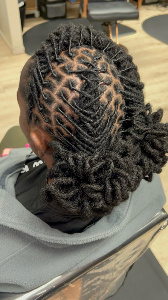 Petal Styles w/ Retwist at Crown Maintenance in Detroit, MI