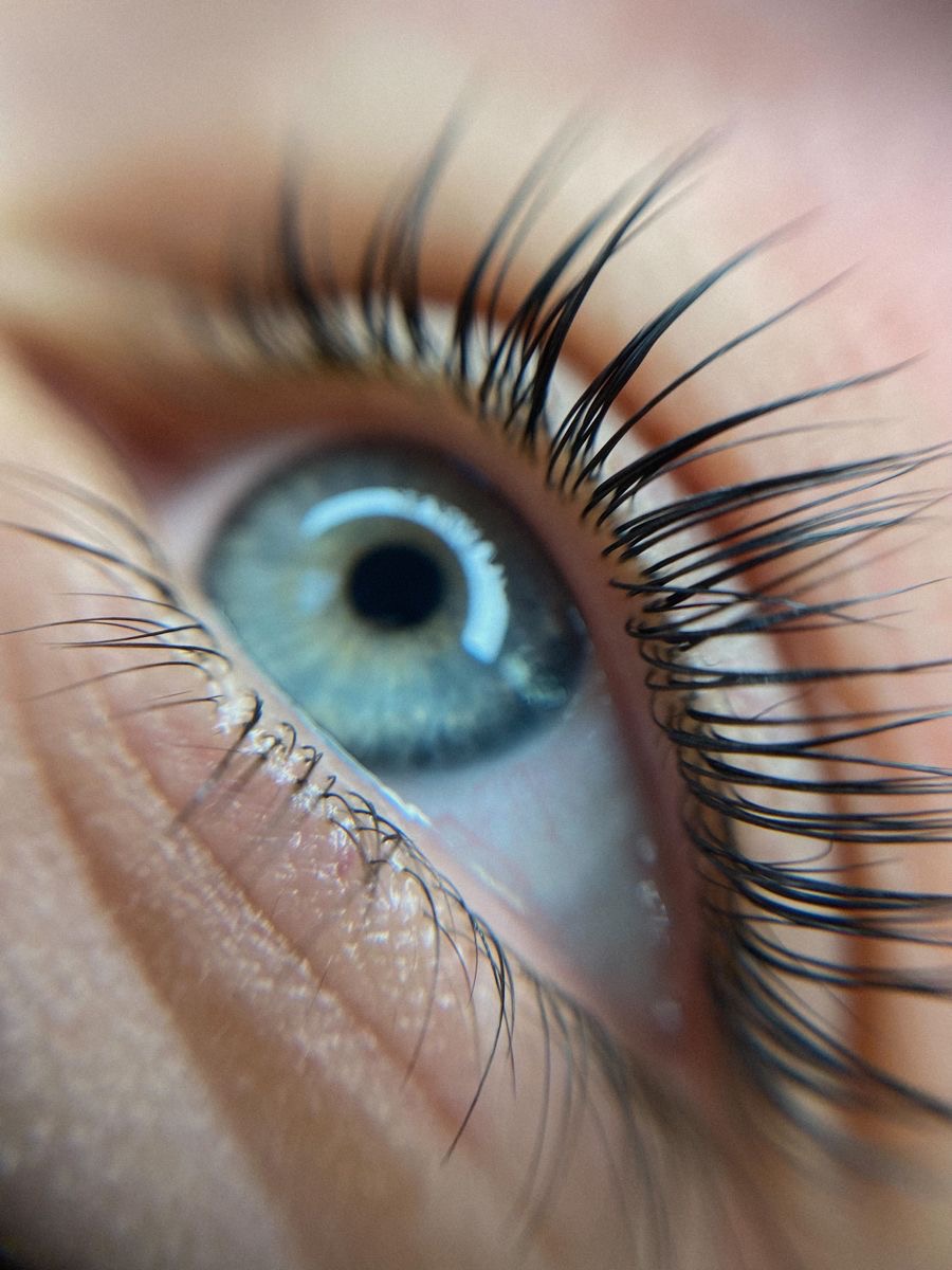 Lash lift and tint combo