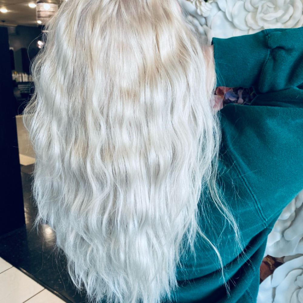 Custom Blonding Session at Studio 121 in Mooresville, IN