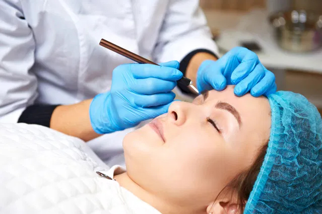 Eyebrows PMU Consultation