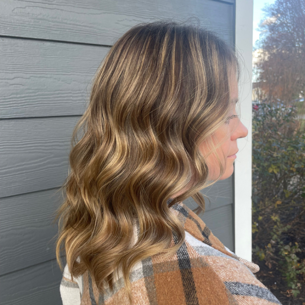 Color face frame foil at hairbybellaboo in Hagerstown Maryland, MD