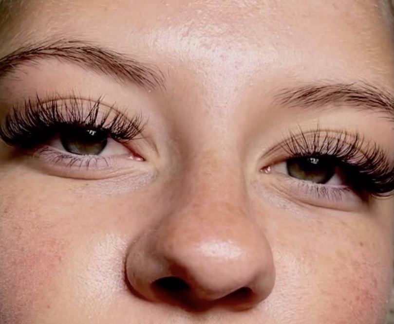 Hybrid Lashes