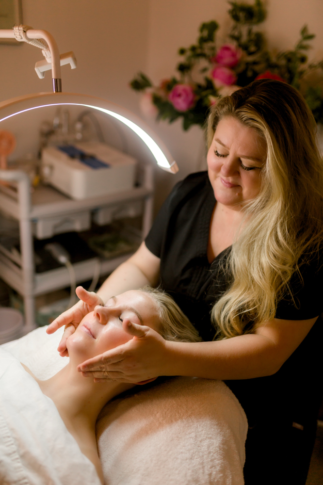 Colagen-C Facial