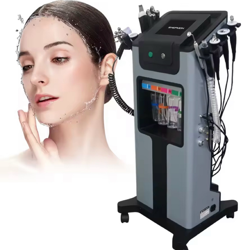 Hydra Facial at Glowing Skin by Lotz in Longwood, FL