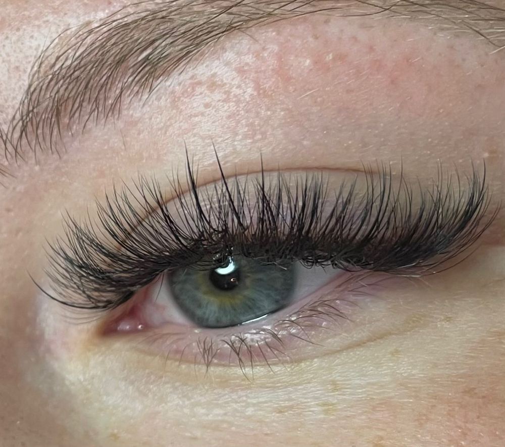 Hybrid Lash Extensions