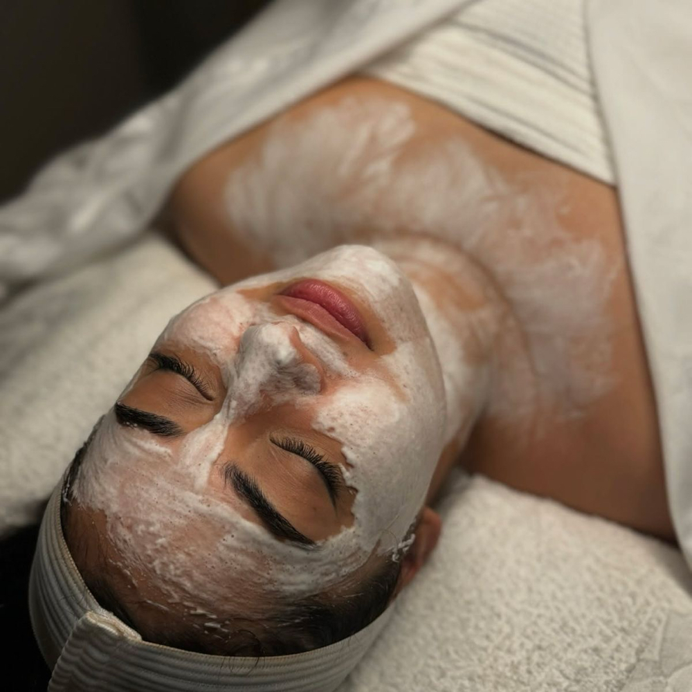 Acne Bootcamp Consult + Treatment