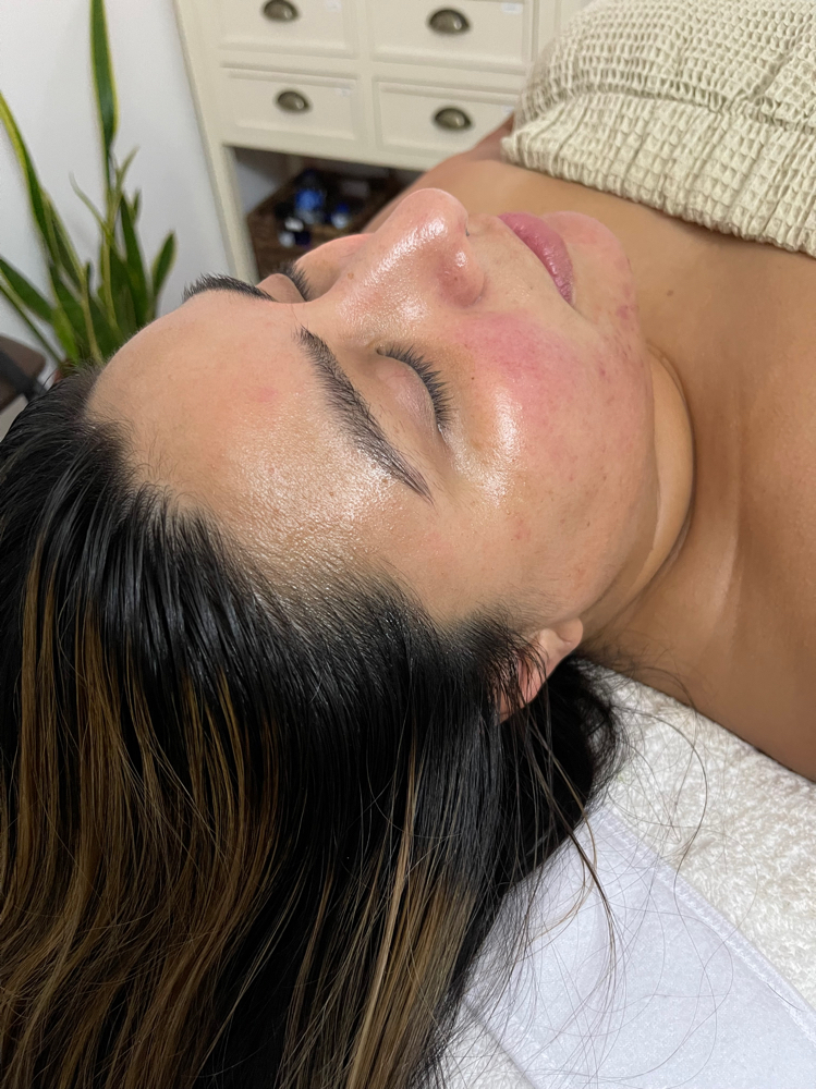 The Signature 🌿Wellness Facial